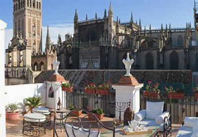 фото отеля Puerta Catedral Apartamentos Seville (Spain)