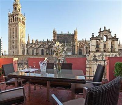 фото отеля Puerta Catedral Apartamentos Seville (Spain)