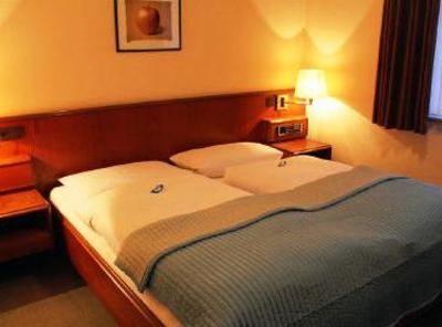 фото отеля Haus Ammerland Hotel Bad Zwischenahn