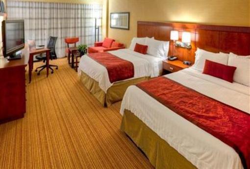 фото отеля Courtyard by Marriott Roanoke Airport