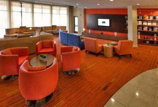 фото отеля Courtyard by Marriott Roanoke Airport