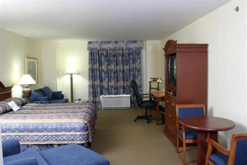 фото отеля Hilton Garden Inn Montreal/Dorval Airport