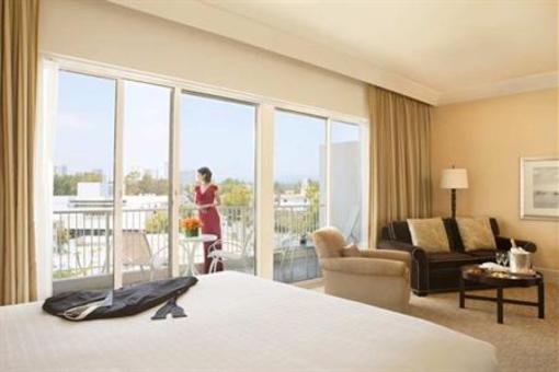 фото отеля The Beverly Hilton