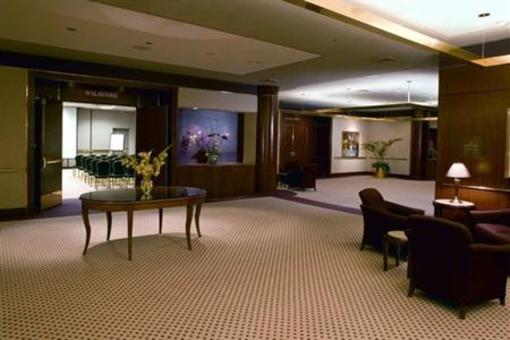 фото отеля The Beverly Hilton