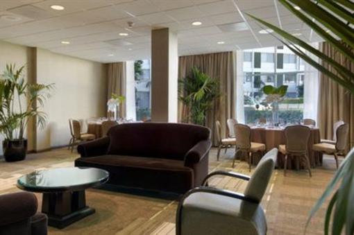 фото отеля The Beverly Hilton