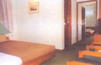 фото отеля Hotel Paul's Court
