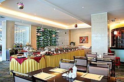 фото отеля Continental Hotel Datong