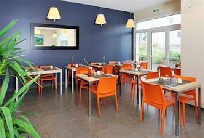 фото отеля Residhome Appart Hotel Gergovia