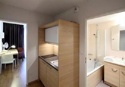 фото отеля Residhome Appart Hotel Gergovia