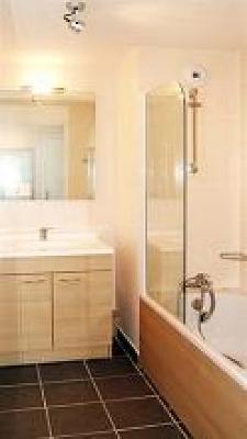 фото отеля Residhome Appart Hotel Gergovia