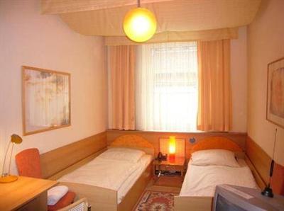 фото отеля Central Eschweiler Hotel Am Beethoven Haus Bonn