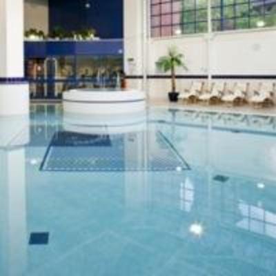 фото отеля Holiday Inn Sutton London