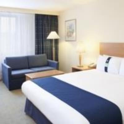 фото отеля Holiday Inn Sutton London