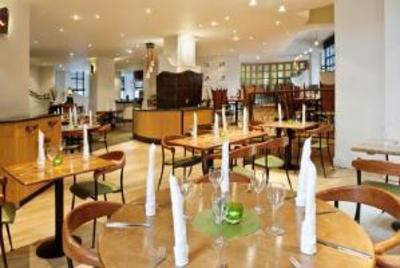 фото отеля Holiday Inn Sutton London