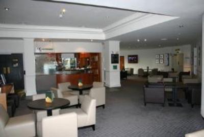 фото отеля Holiday Inn Sutton London