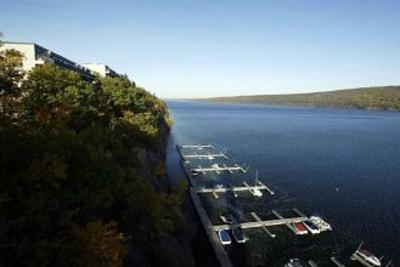 фото отеля Bristol Harbour Resort