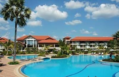 фото отеля Grand Soluxe Angkor Palace, Resort & Spa