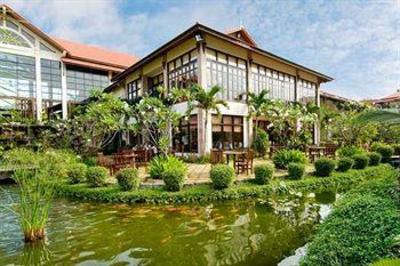 фото отеля Grand Soluxe Angkor Palace, Resort & Spa