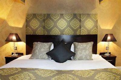 фото отеля The Kings Hotel High Wycombe