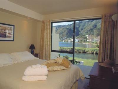 фото отеля Apartments On The Waterfront Picton