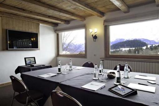 фото отеля Les Roches Fleuries Hotel Cordon