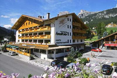 фото отеля Hotel Ladinia Badia