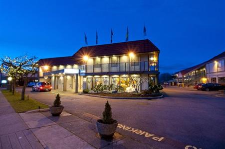 фото отеля Best Western Kings Inn Burnaby