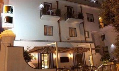 фото отеля Cubo Apartments