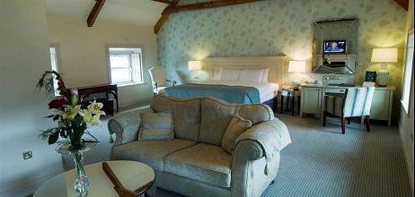 фото отеля Old Ground Hotel Ennis