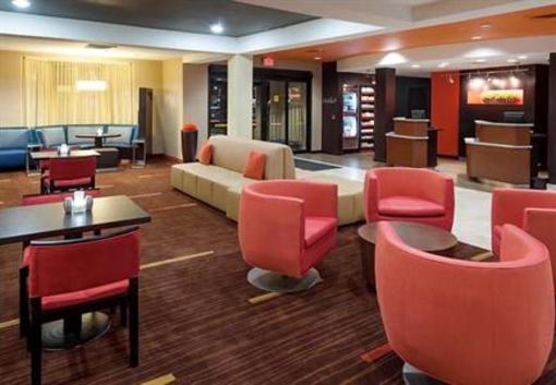 фото отеля Courtyard by Marriott Lakeland