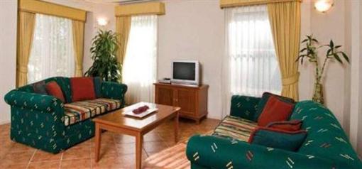 фото отеля Royal Woods Resort