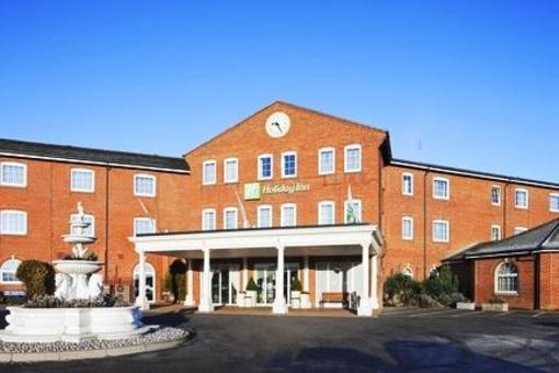 фото отеля Holiday Inn Corby