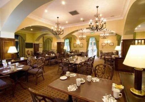 фото отеля Holiday Inn Corby