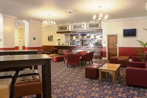 фото отеля Holiday Inn Corby