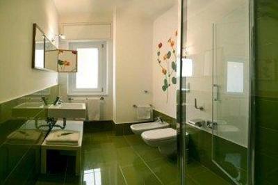 фото отеля Emily Suites