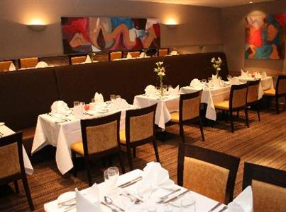 фото отеля Bicester Hotel
