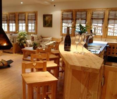 фото отеля Montana Chalet Hotel