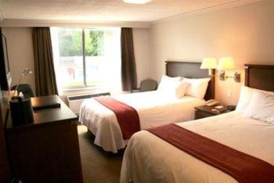 фото отеля BEST WESTERN Guildwood Inn