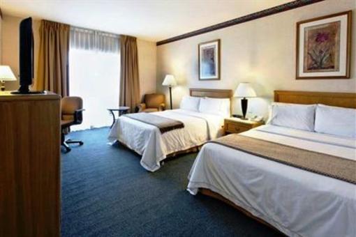 фото отеля Holiday Inn Express Ciudad Victoria