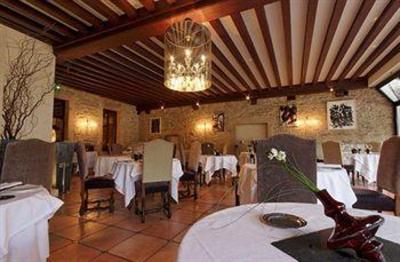 фото отеля Castel de Tres Girard