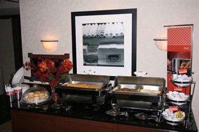 фото отеля Hampton Inn Atlanta - Buckhead