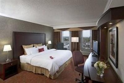 фото отеля Crowne Plaza Hotel Hamilton