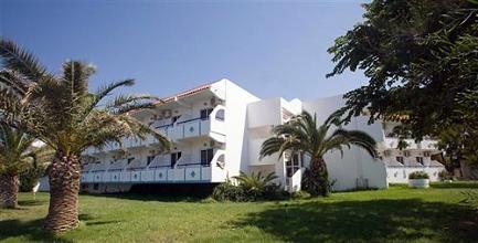 фото отеля Nirvana Beach Hotel Petaloudes
