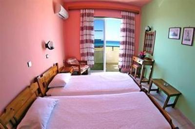 фото отеля Nirvana Beach Hotel Petaloudes