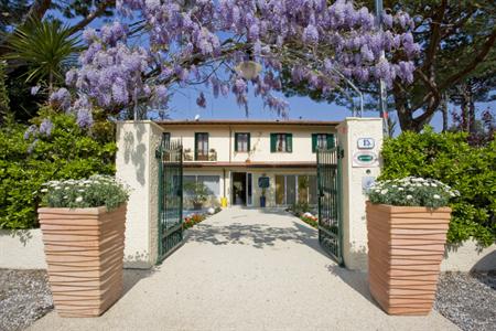 фото отеля La Pace Hotel Forte dei Marmi