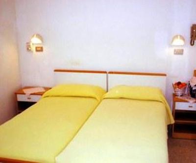 фото отеля Hotel Pigalle Rimini