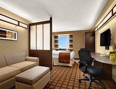 фото отеля Microtel Inn And Suites Timmins ON
