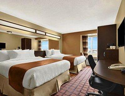 фото отеля Microtel Inn And Suites Timmins ON
