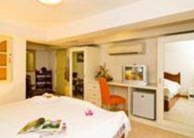 фото отеля Corsicana House