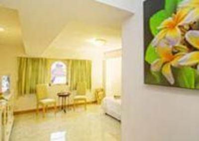 фото отеля Corsicana House